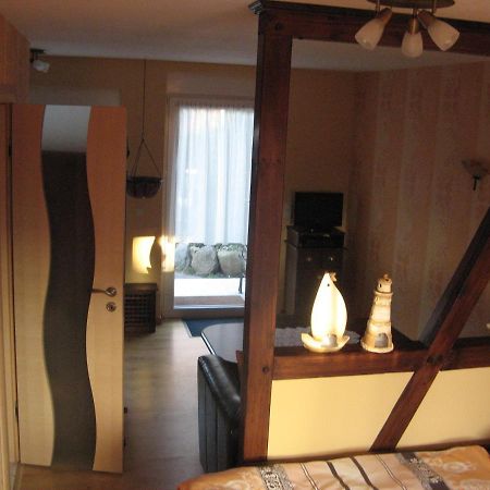Ferienzimmer Huehnernest Hirtenweg 3 Zingst Buitenkant foto