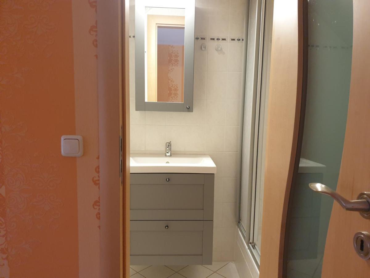 Ferienzimmer Huehnernest Hirtenweg 3 Zingst Buitenkant foto
