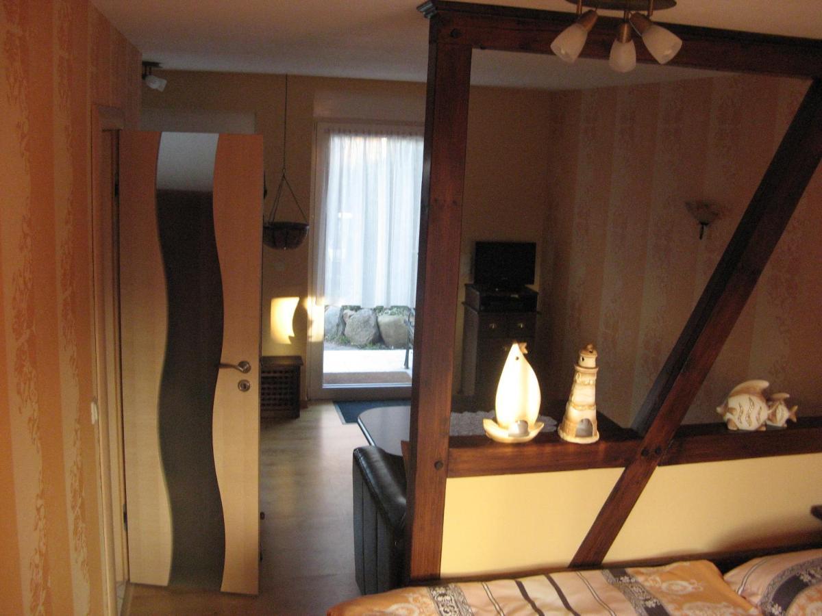 Ferienzimmer Huehnernest Hirtenweg 3 Zingst Buitenkant foto
